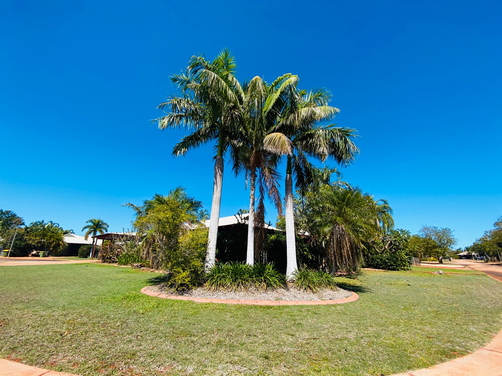 2 Stilt Court DJUGUN 1
