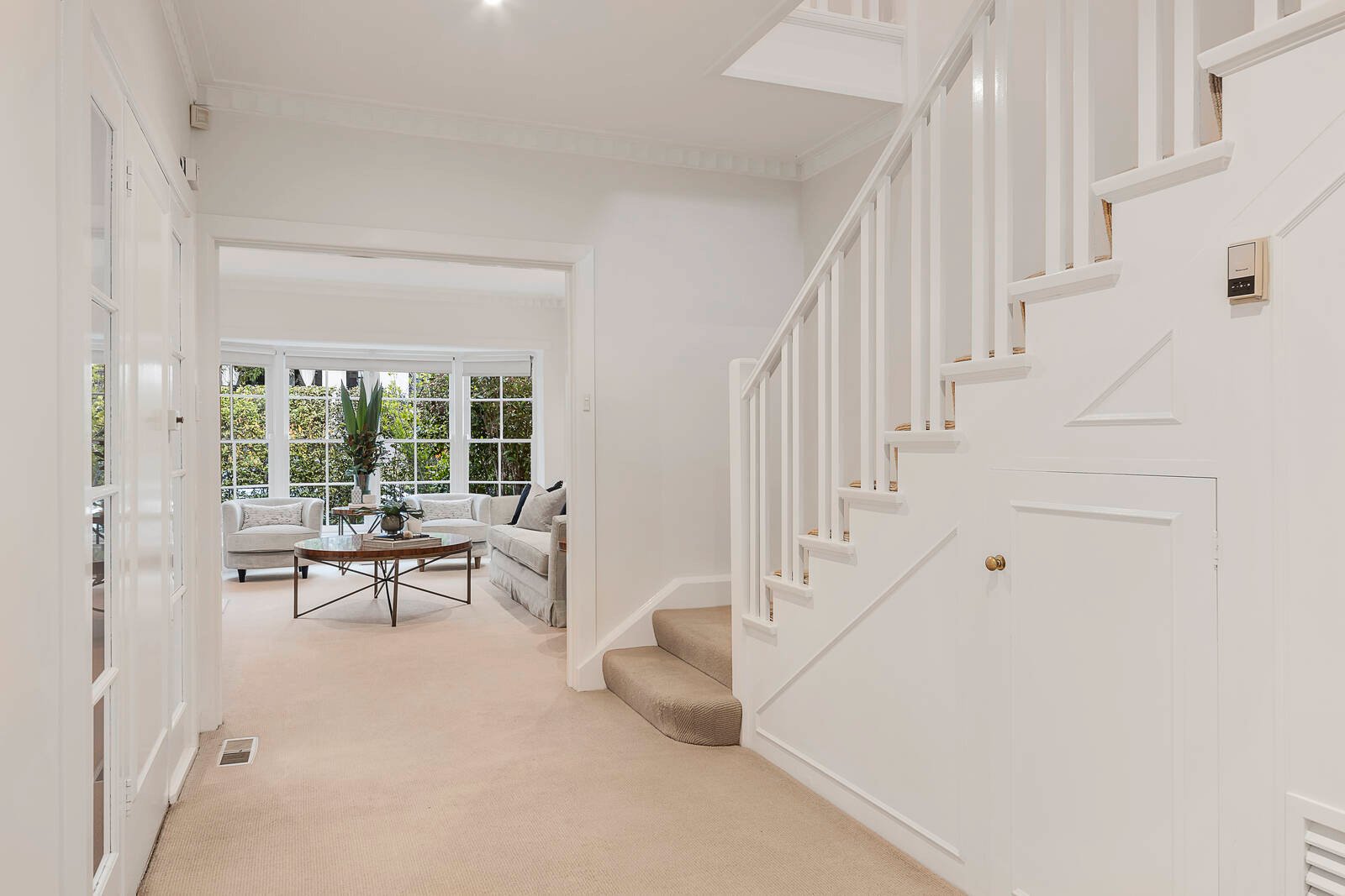 Real Estate and Property in 2 Stonehaven Court, Toorak, VIC