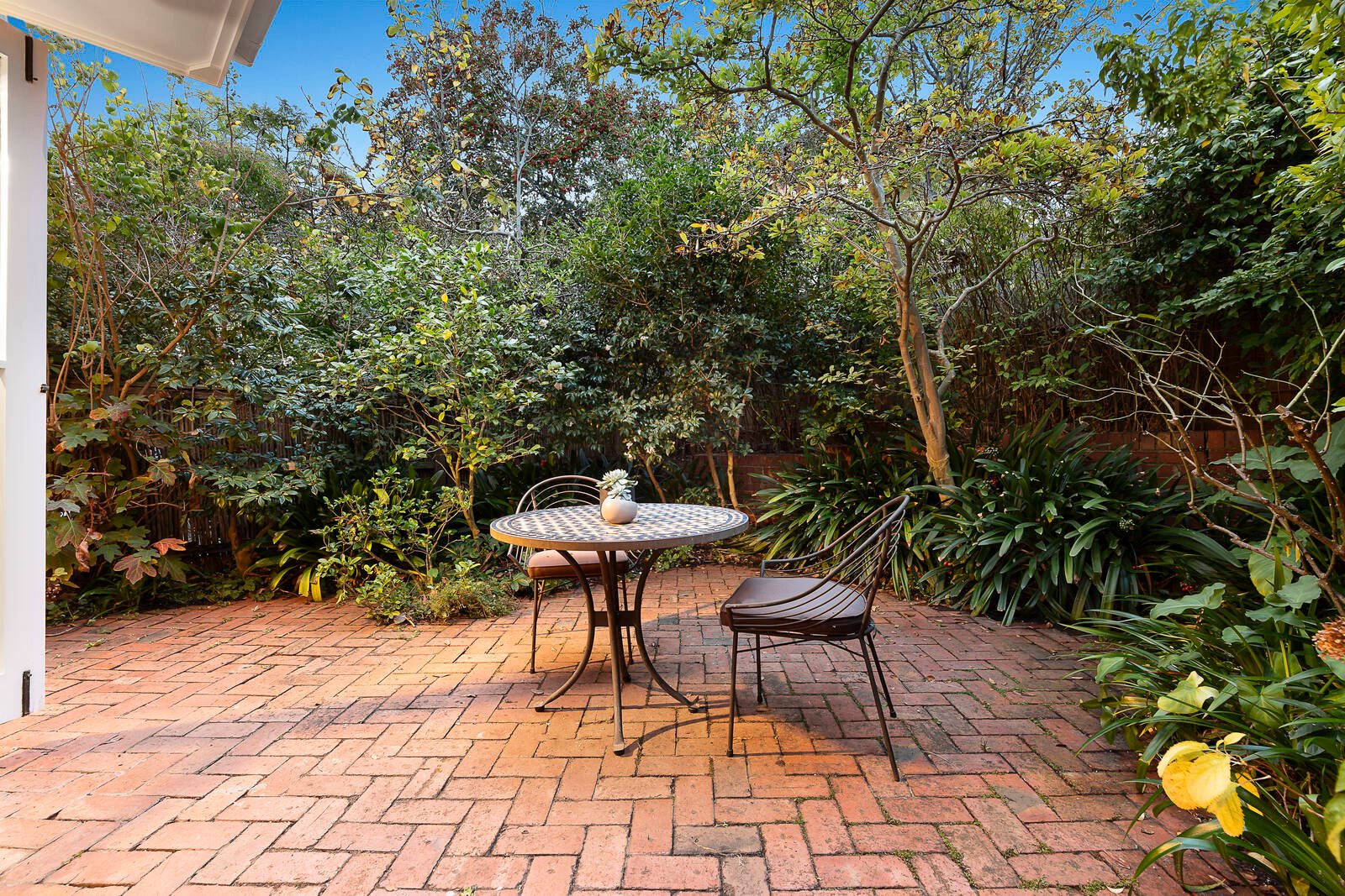 Real Estate and Property in 2 Stonehaven Court, Toorak, VIC