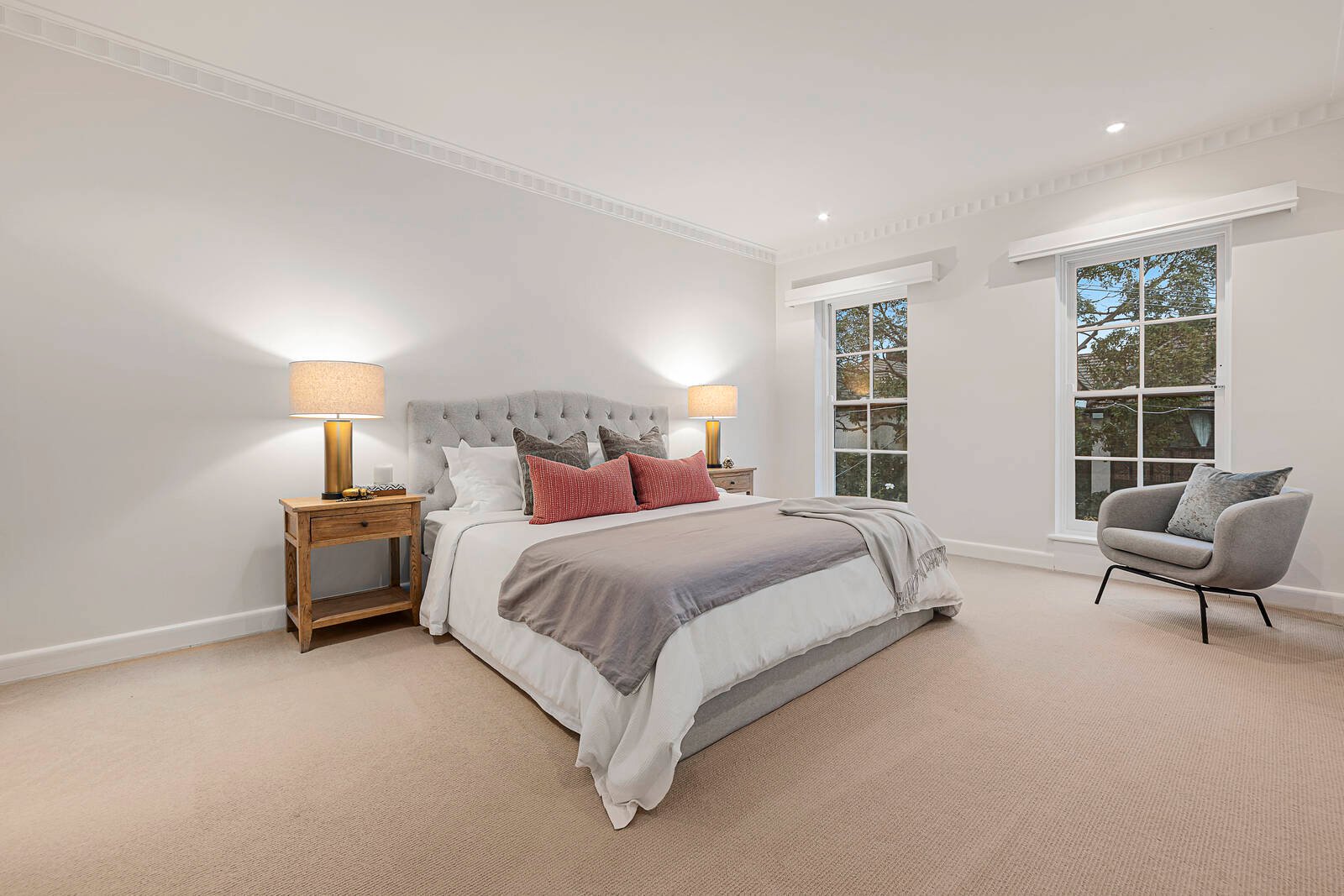 Real Estate and Property in 2 Stonehaven Court, Toorak, VIC