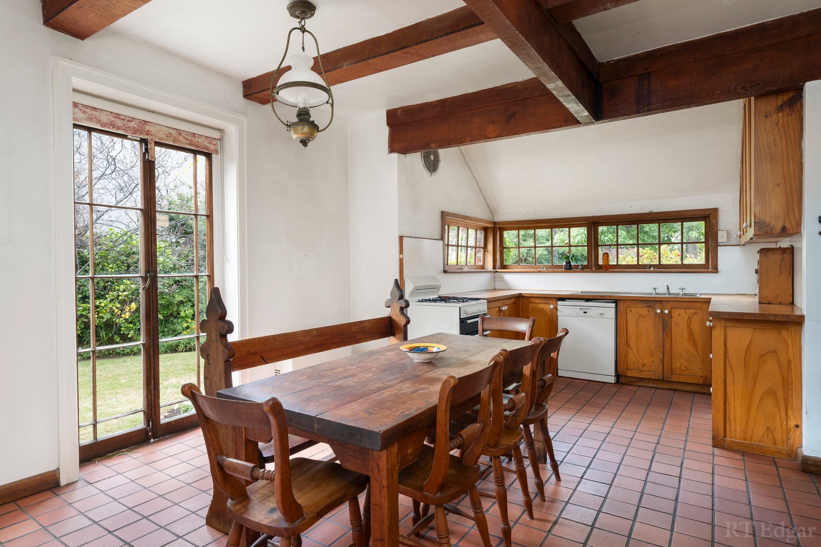 Real Estate and Property in 2 Stonnington Place, Toorak, VIC