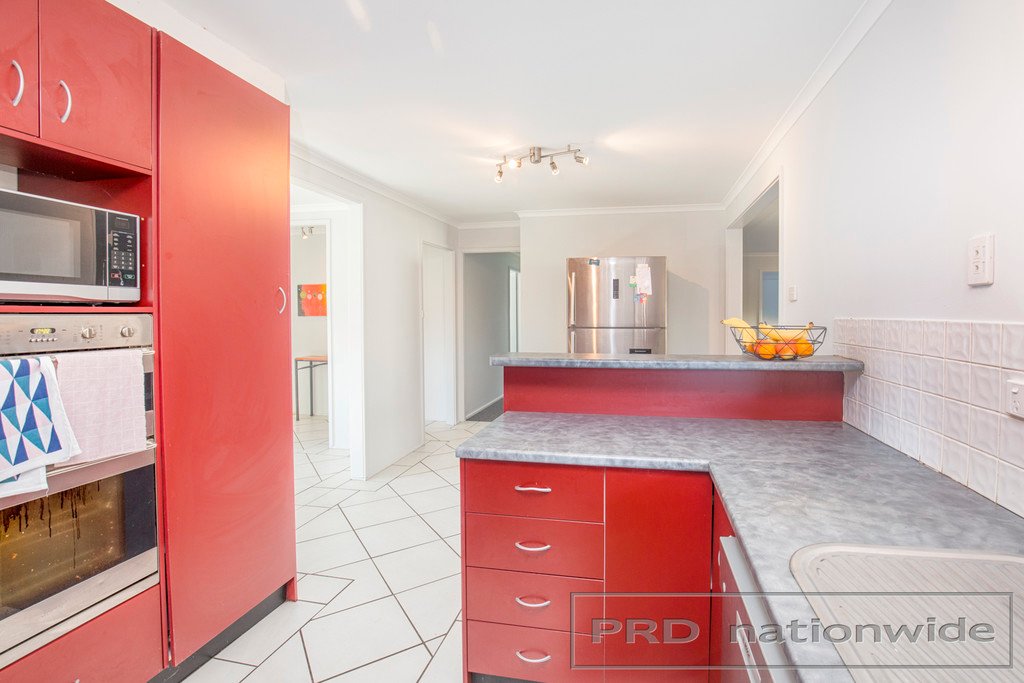 2 Stronach Avenue EAST MAITLAND 10