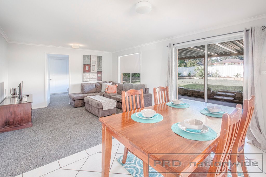 2 Stronach Avenue EAST MAITLAND 12
