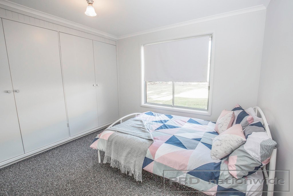 2 Stronach Avenue EAST MAITLAND 15