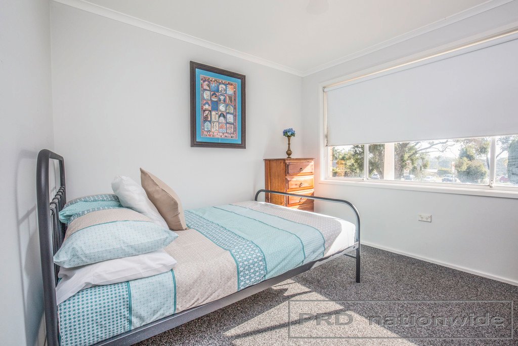 2 Stronach Avenue EAST MAITLAND 17