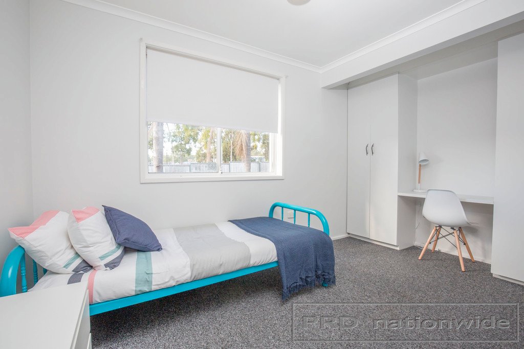 2 Stronach Avenue EAST MAITLAND 23