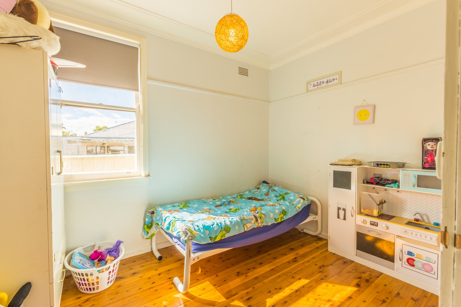 2 Susanne Street TAMWORTH 7