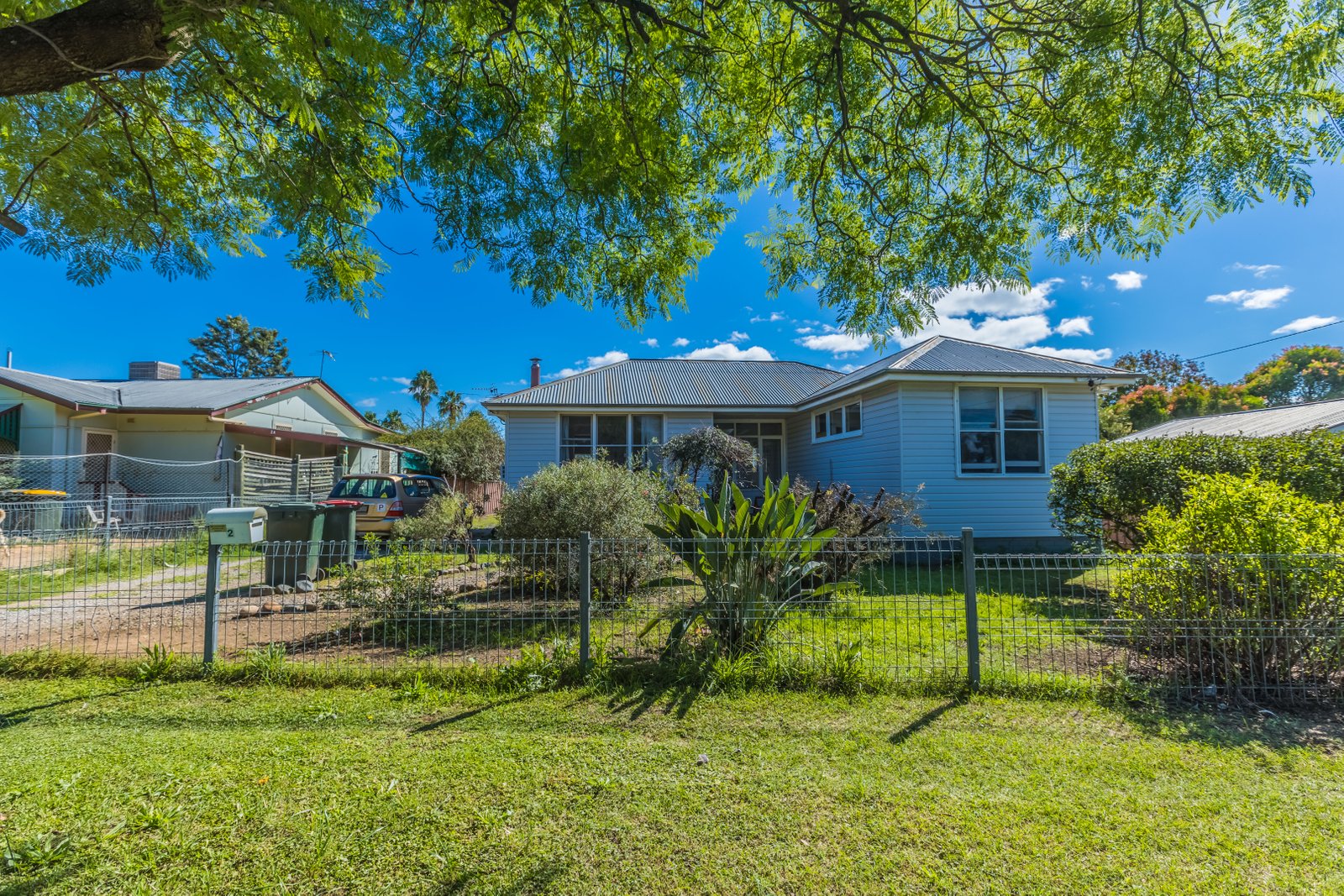 2 Susanne Street TAMWORTH 12