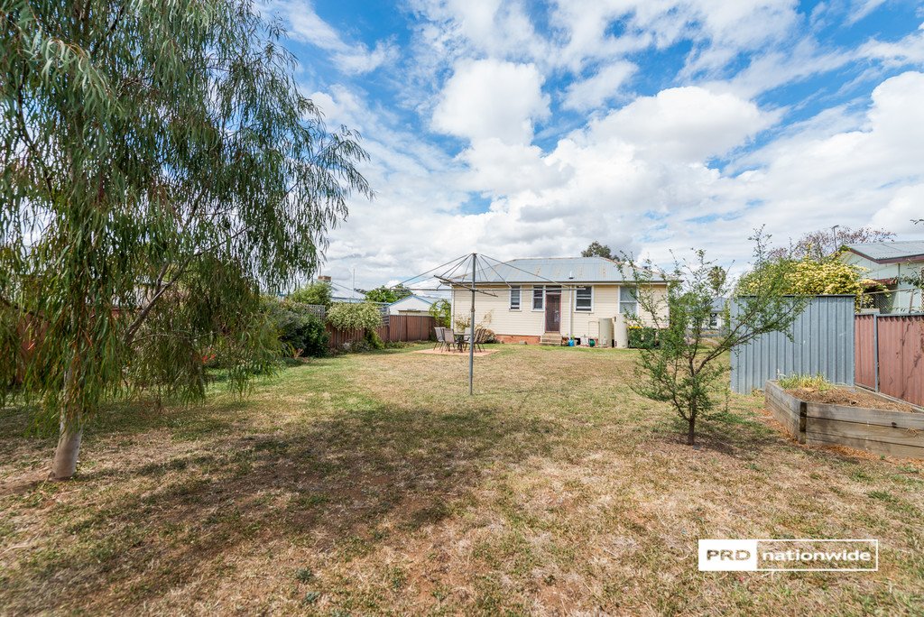 2 Susanne Street TAMWORTH 15