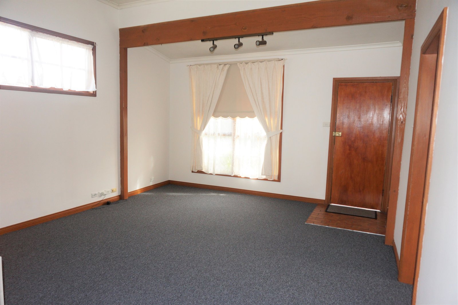 Gallery: 2 Suttons Lane