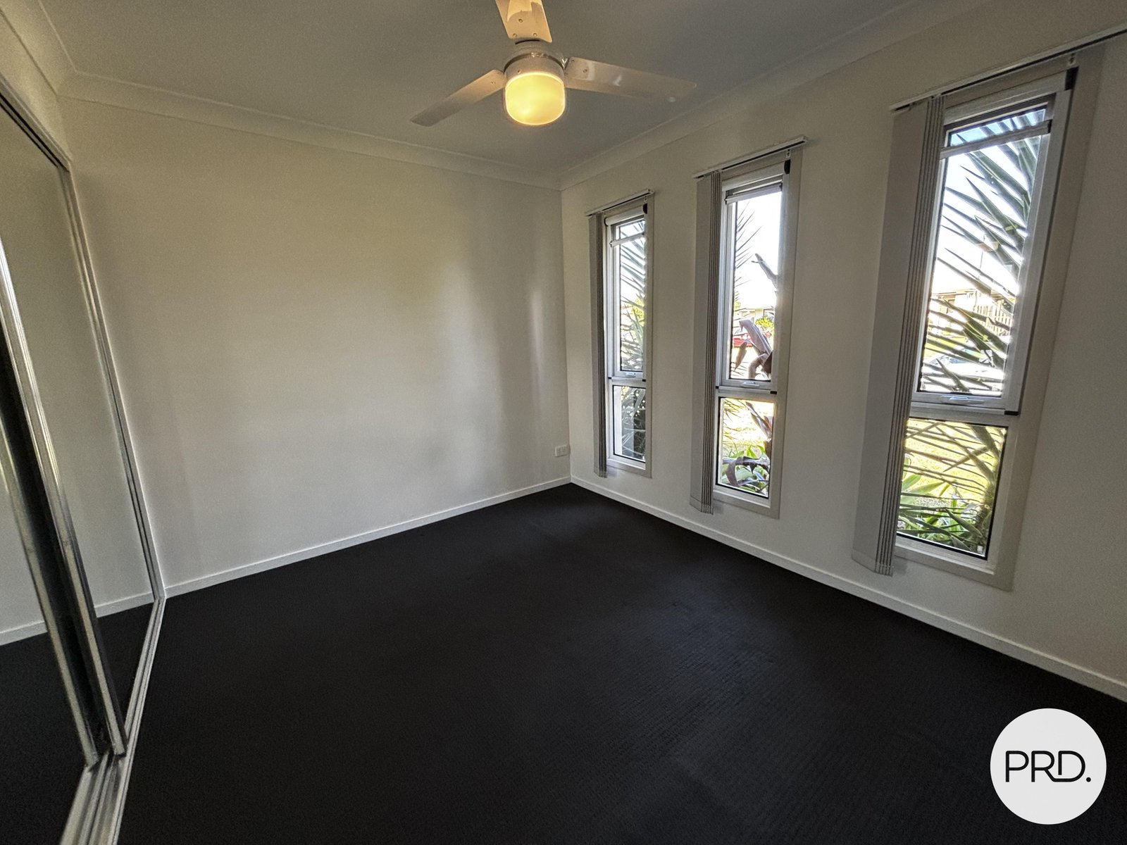 2 Swallowtail Street ROSEWOOD 10