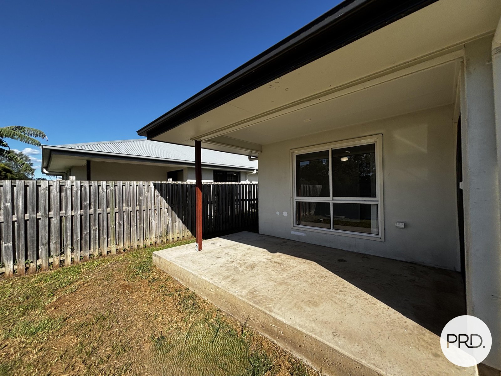 2 Swallowtail Street ROSEWOOD 11