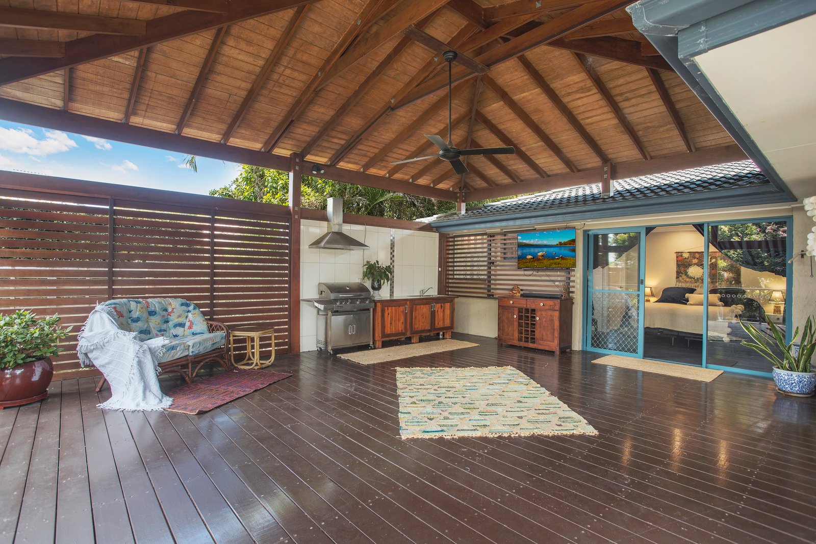 2 Tallarook Close DUNBOGAN 14