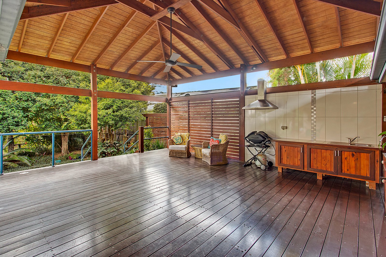 2 Tallarook Close DUNBOGAN 12