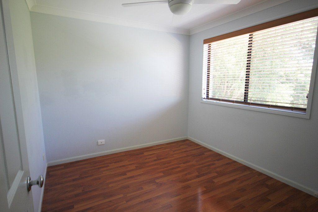 2 Tanner Avenue CARLTON 8