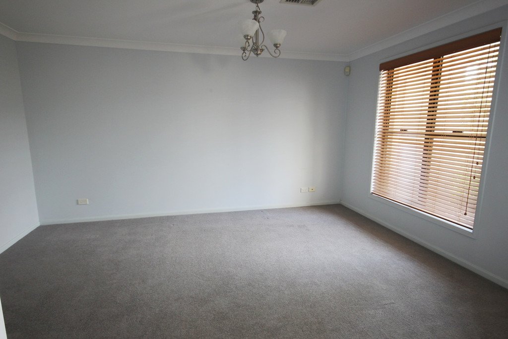 2 Tanner Avenue CARLTON 13