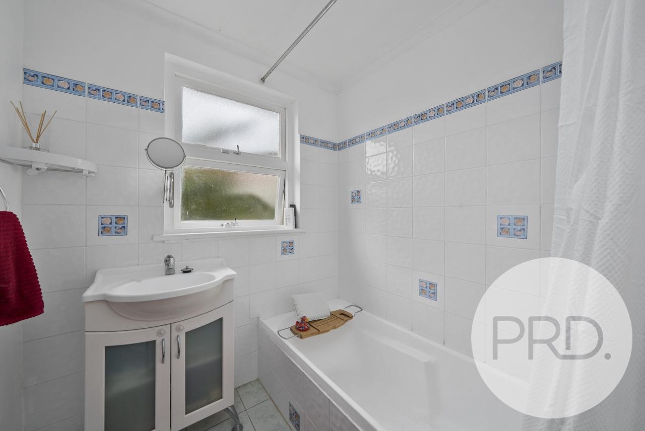 2 Tanundal Street HOWRAH 7