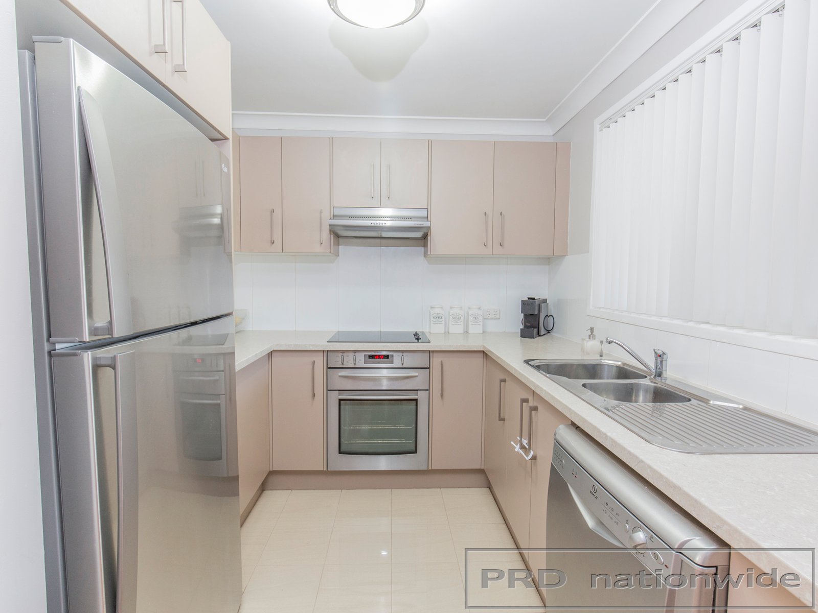 2 Targo Close RUTHERFORD 4