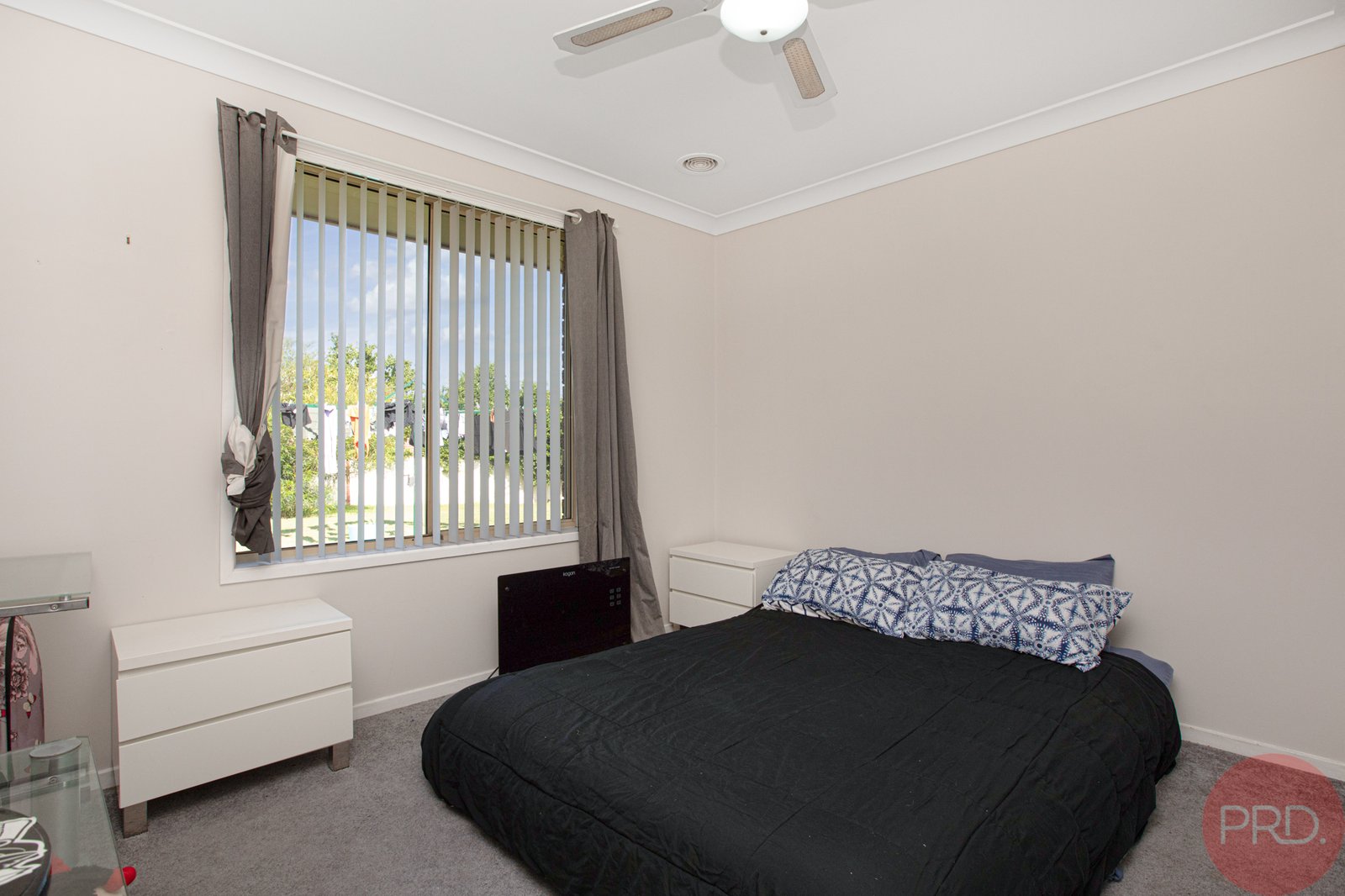 2 Targo Close RUTHERFORD 9