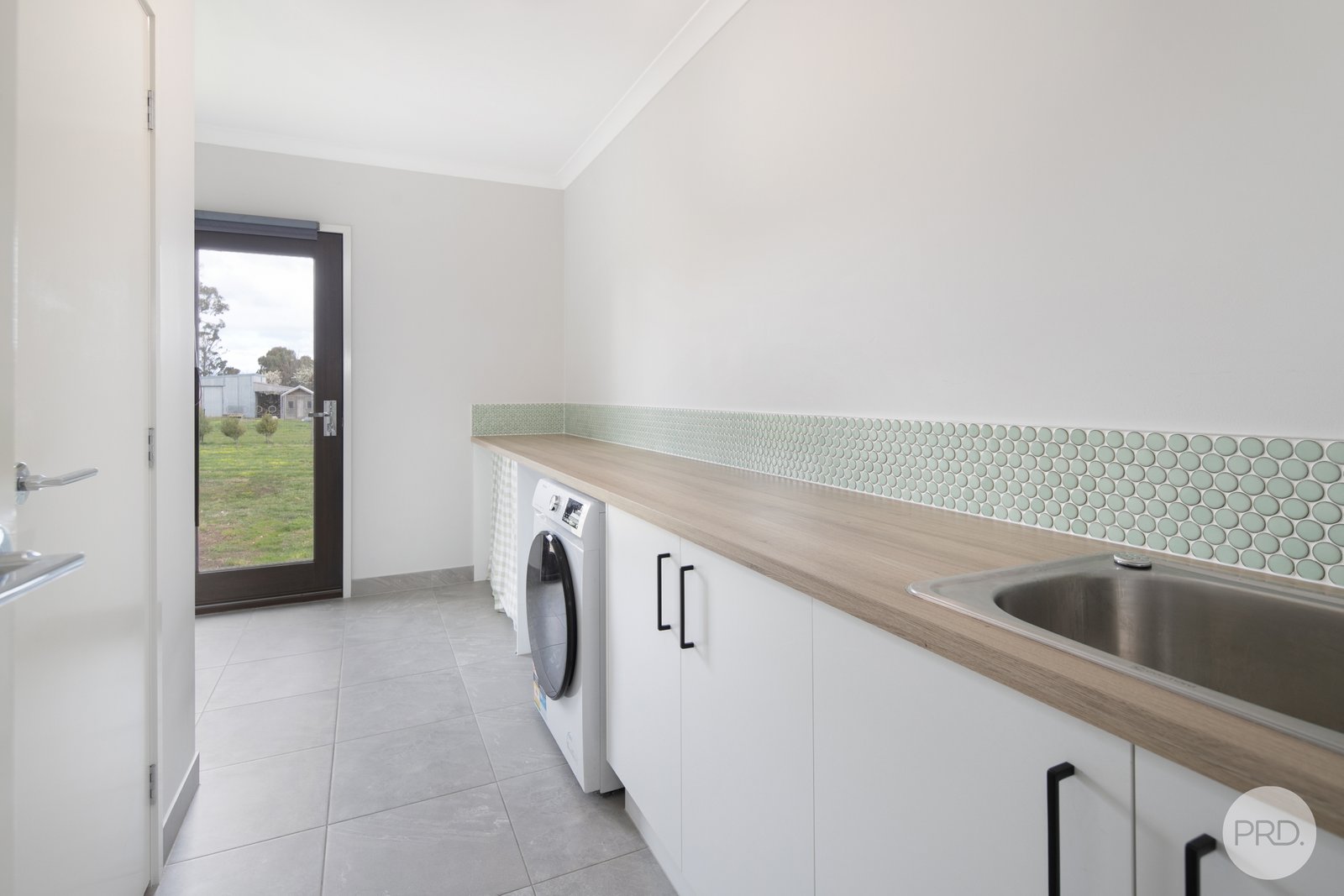 2 Taylors Road HADDON 17