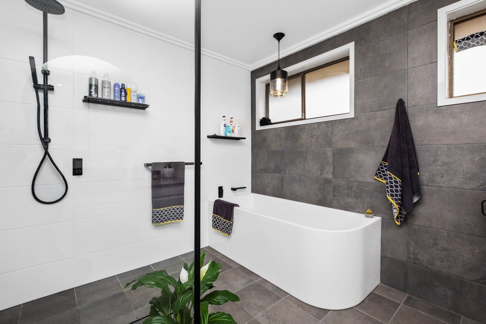 2 Tennyson Street METFORD 11