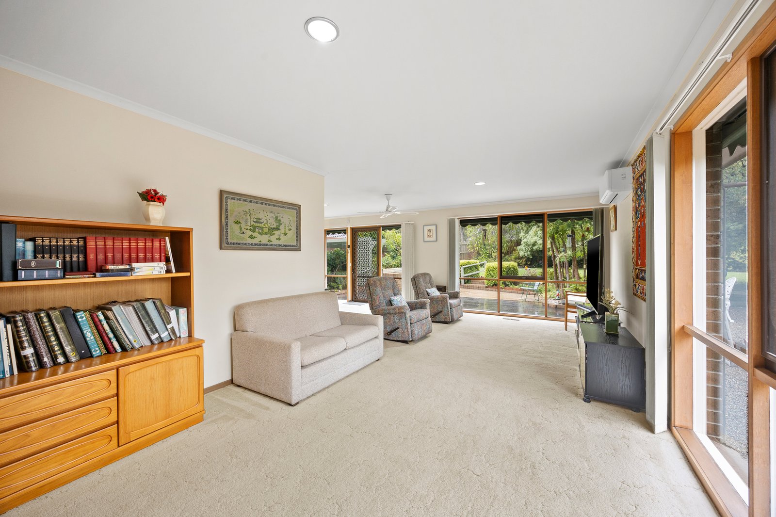 Gallery: 2 The Knoll