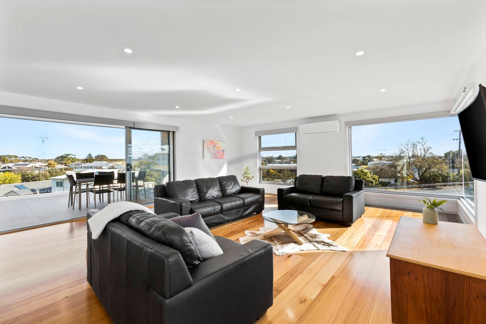 Real Estate and Property in 2 The Parade, Ocean Grove, VIC