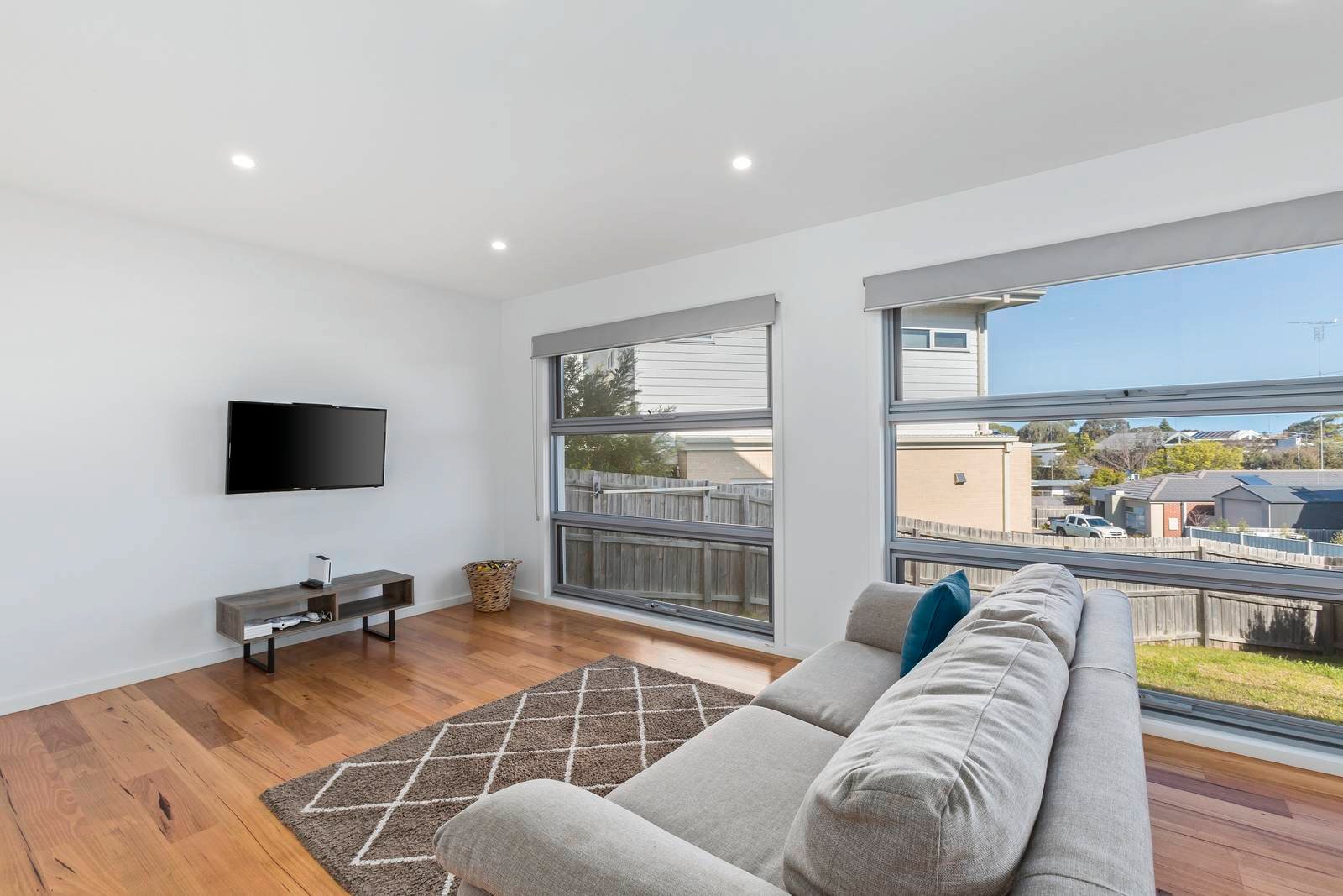 Real Estate and Property in 2 The Parade, Ocean Grove, VIC