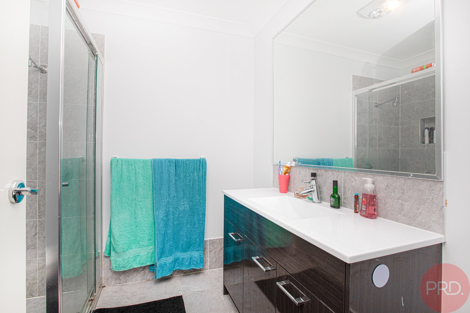 2 Third Avenue RUTHERFORD 8