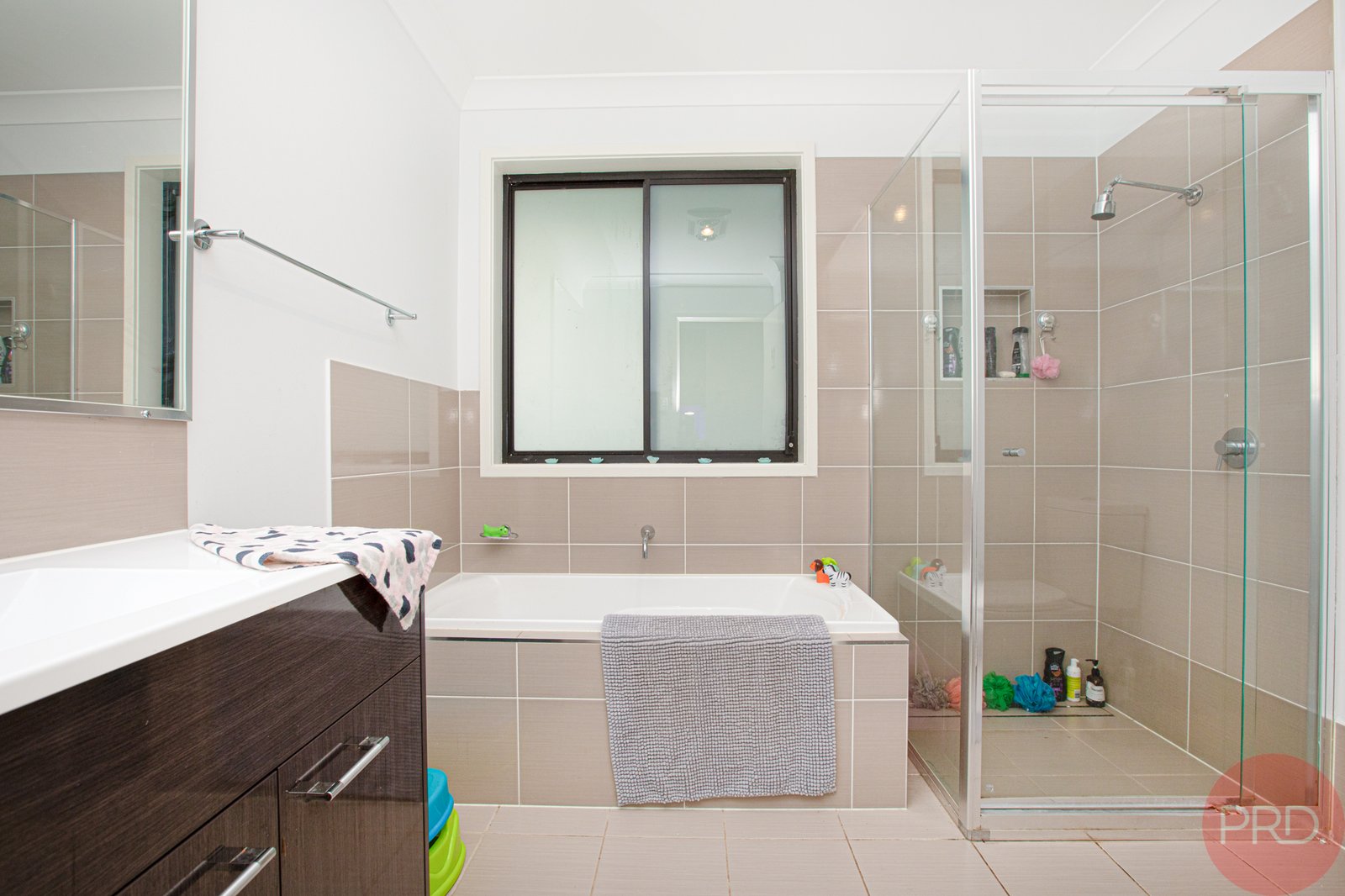 2 Third Avenue RUTHERFORD 13