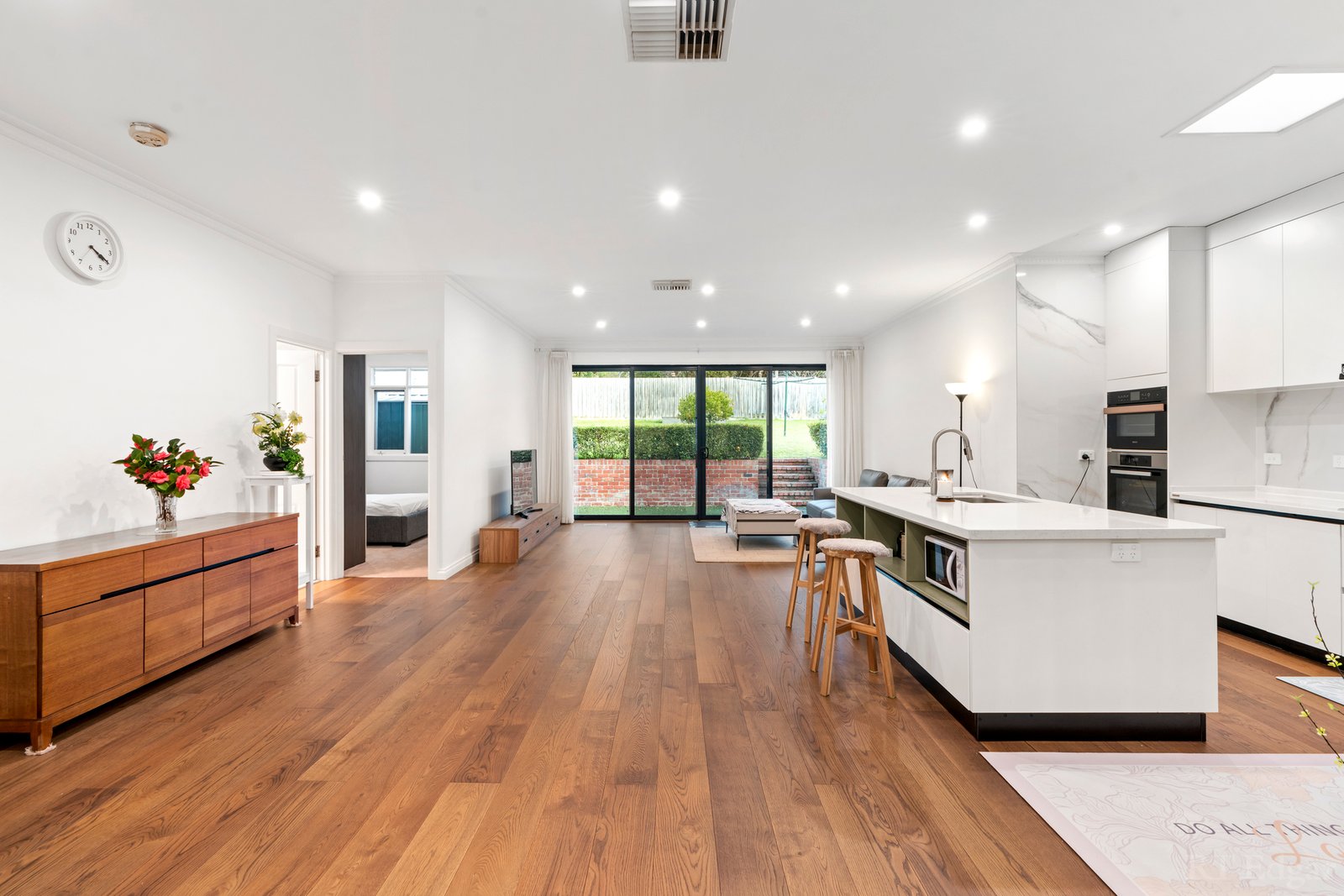 Real Estate and Property in 2 Thomas Street, Camberwell, VIC