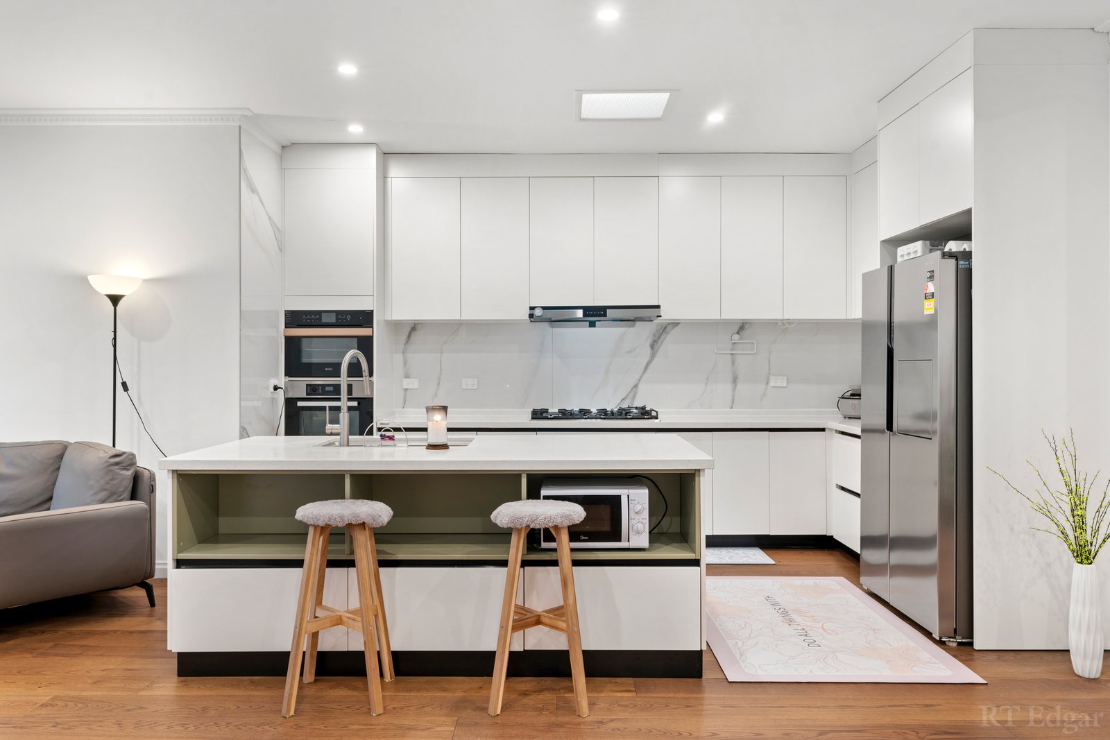 Real Estate and Property in 2 Thomas Street, Camberwell, VIC