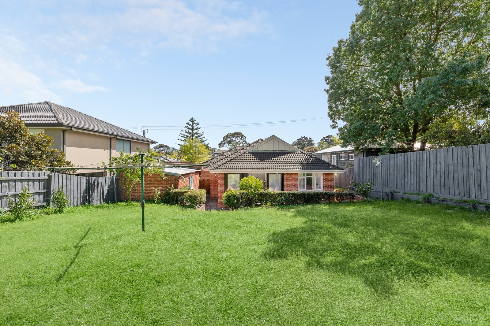 Real Estate and Property in 2 Thomas Street, Camberwell, VIC