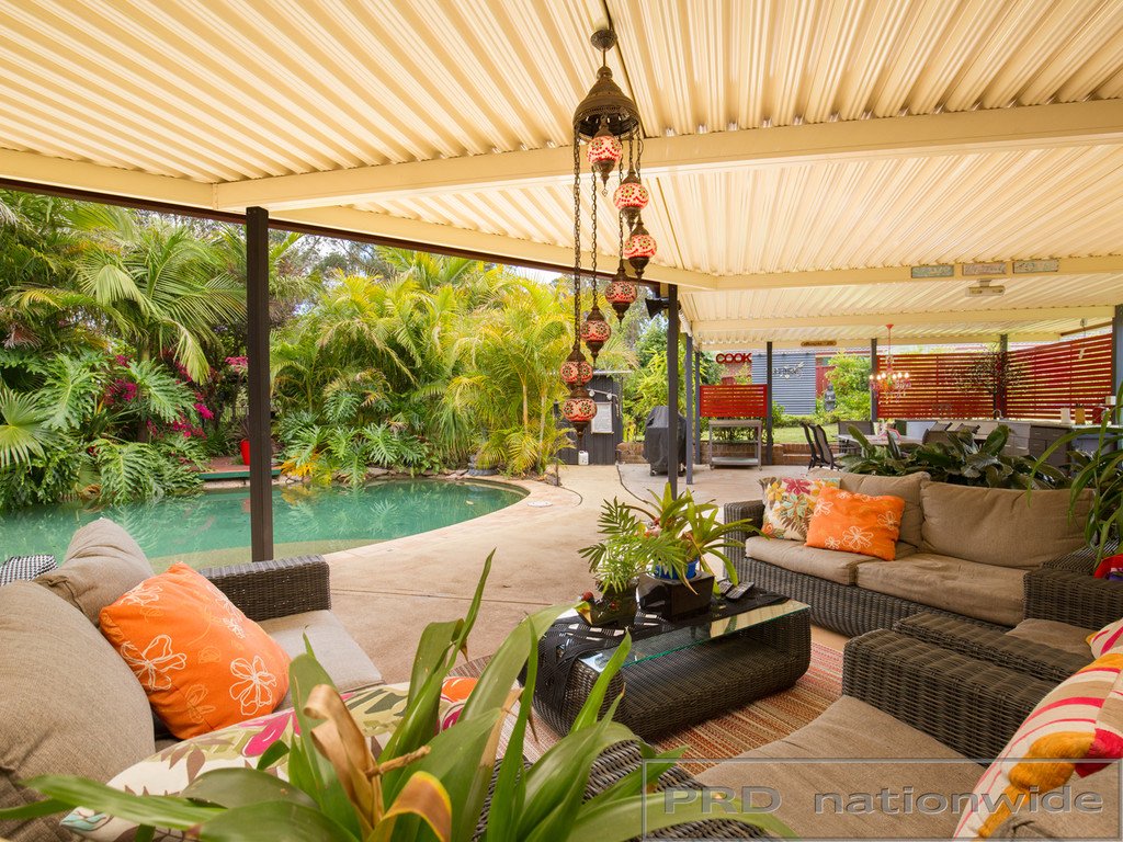 2 Thornbill Grove THORNTON 5