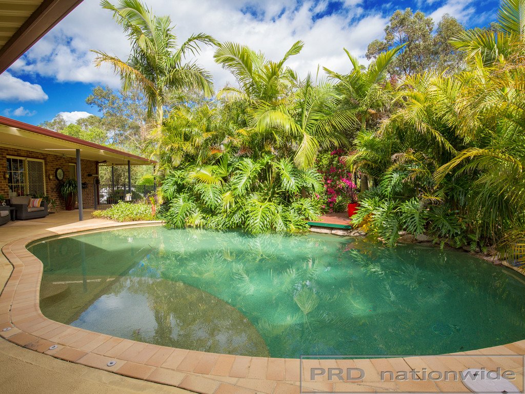 2 Thornbill Grove THORNTON 9