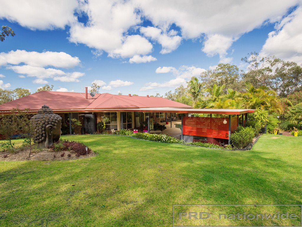 2 Thornbill Grove THORNTON 10