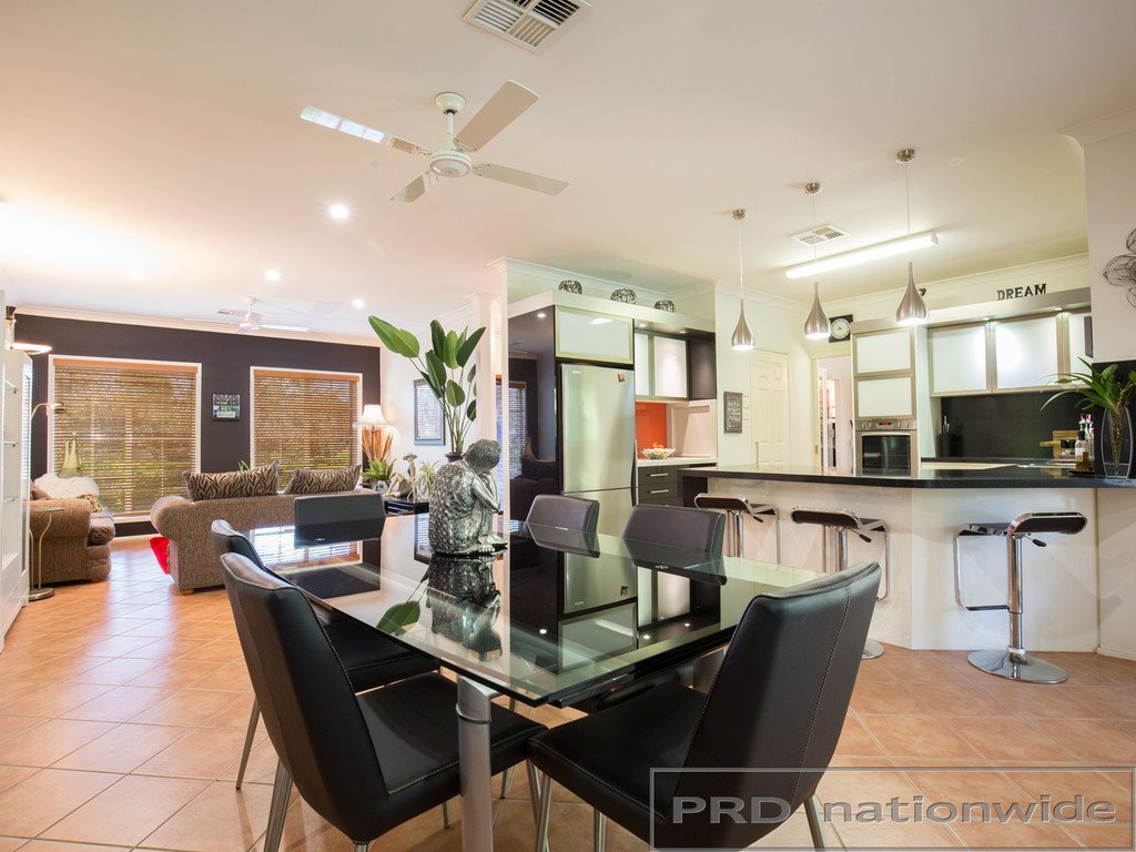 2 Thornbill Grove THORNTON 17