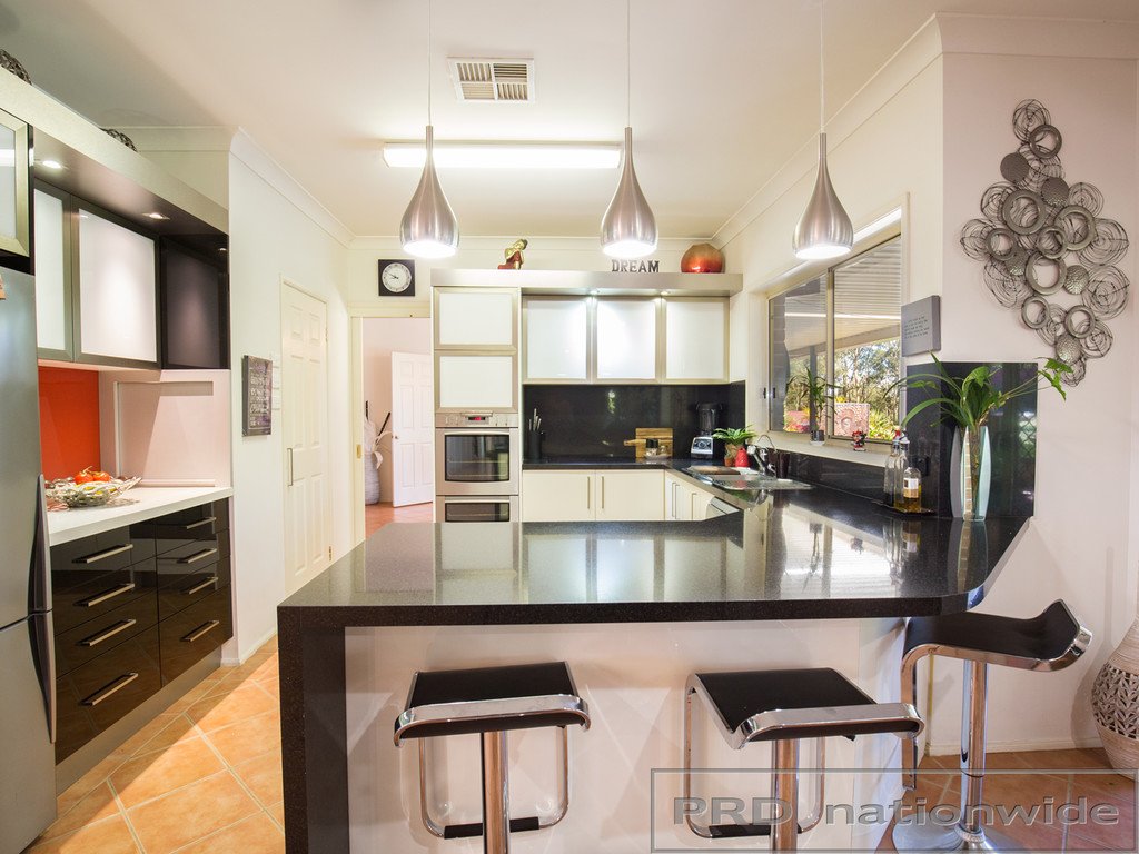 2 Thornbill Grove THORNTON 18