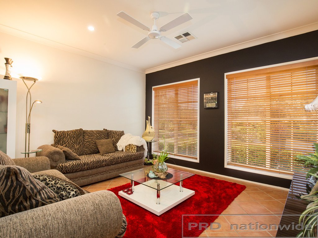 2 Thornbill Grove THORNTON 21