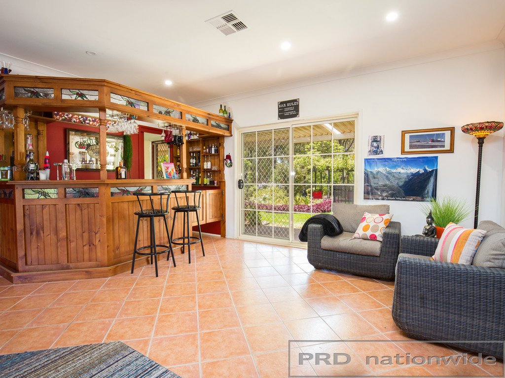 2 Thornbill Grove THORNTON 25