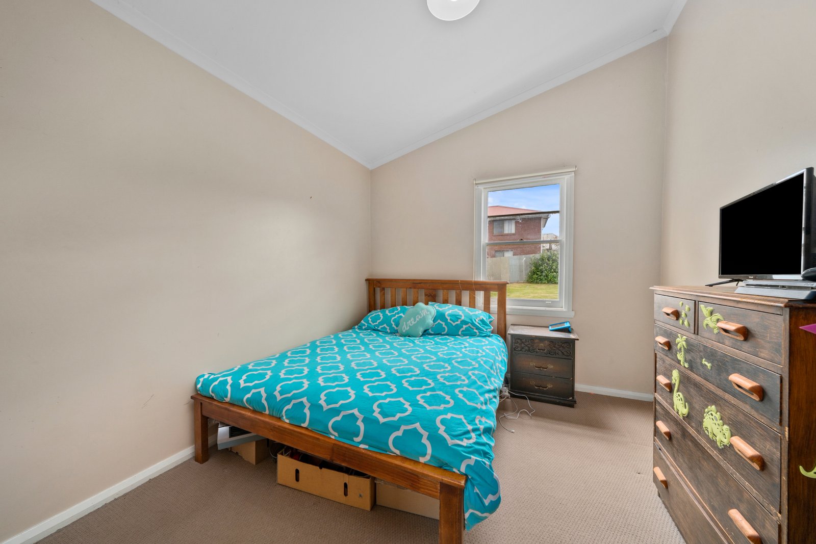 2 Ticknell Street OUSE 10