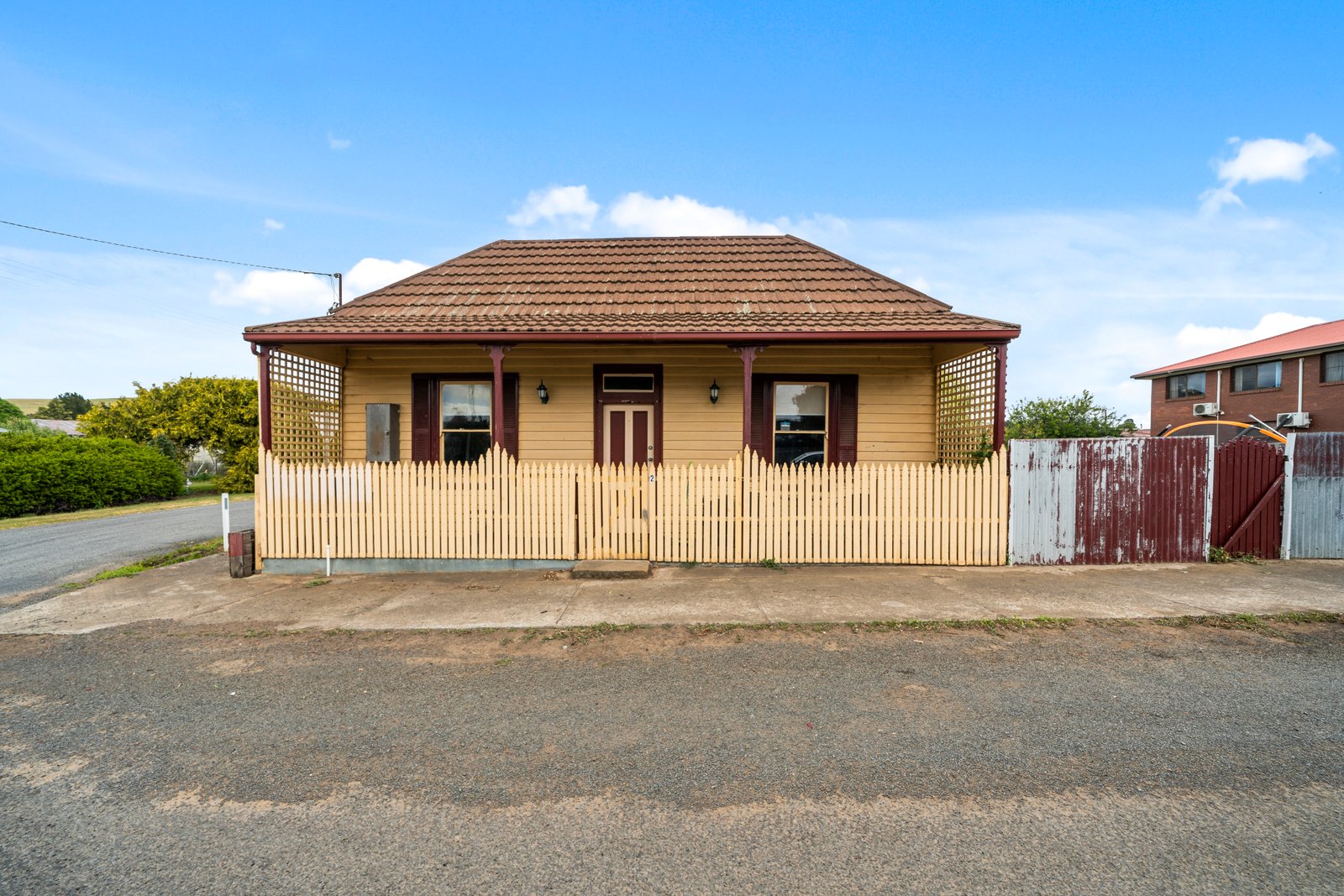 2 Ticknell Street OUSE 19