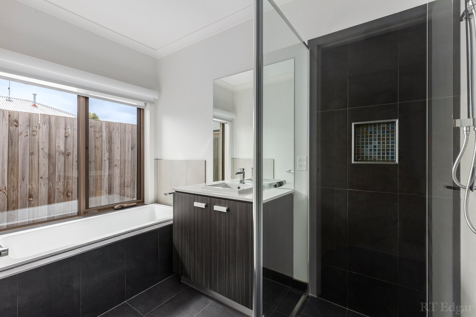 Real Estate and Property in 2 Trader Street, Ocean Grove, VIC