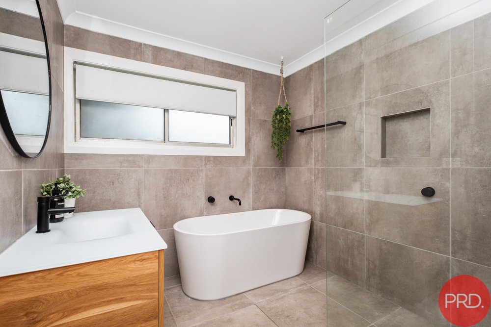 2 Trenchard Street HEDDON GRETA 9