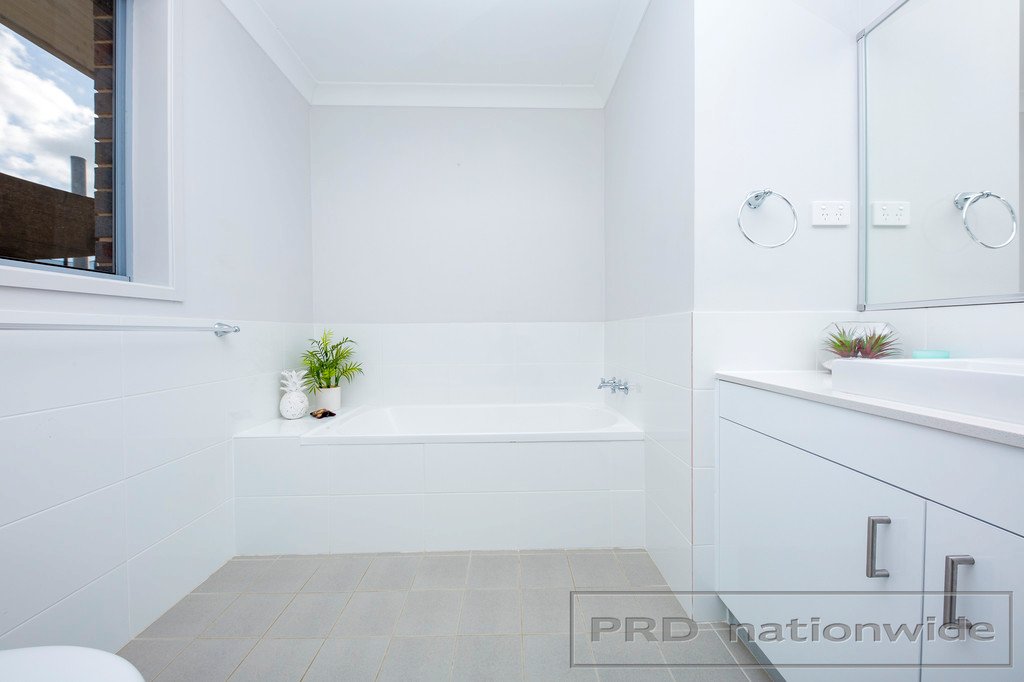 2 Triller Street ABERGLASSLYN 15