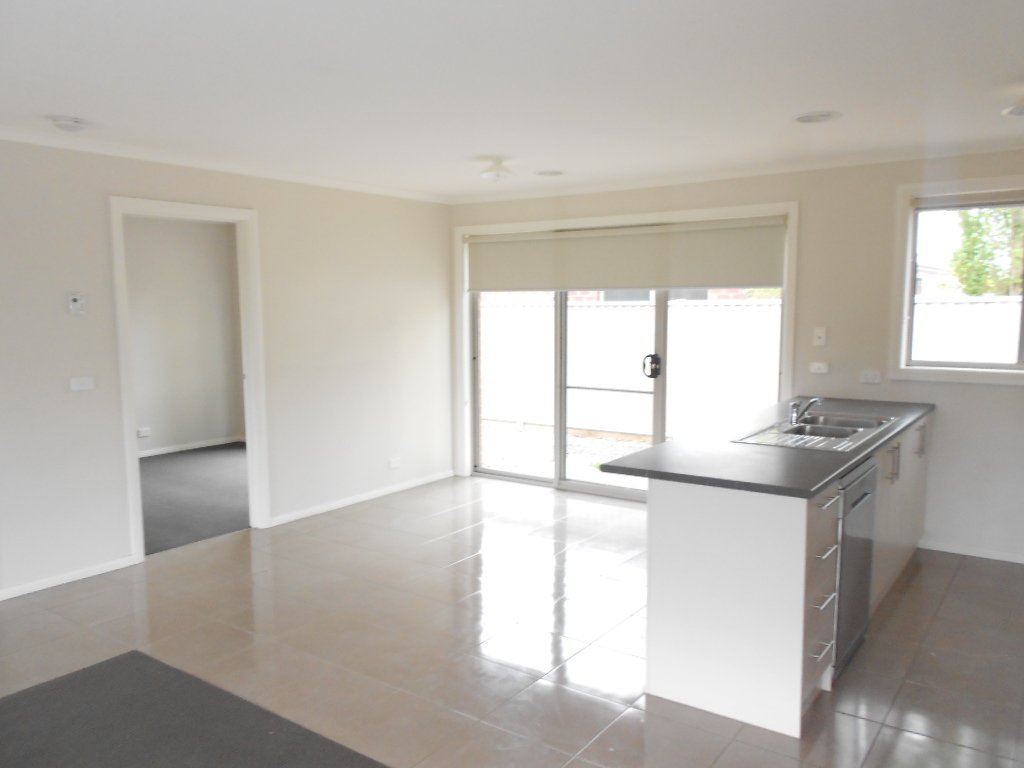 2 Tristan Drive SEBASTOPOL 3