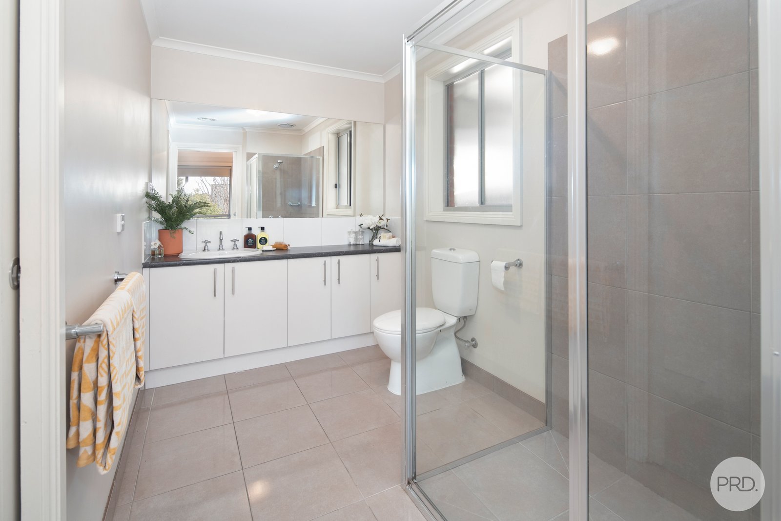 2 Tristan Drive SEBASTOPOL 12