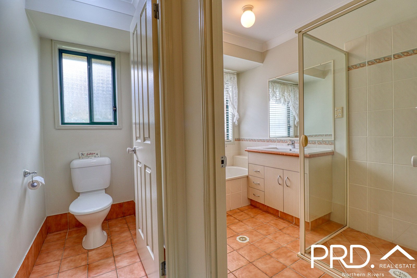 2 Tullarook Grove SPRING GROVE 17