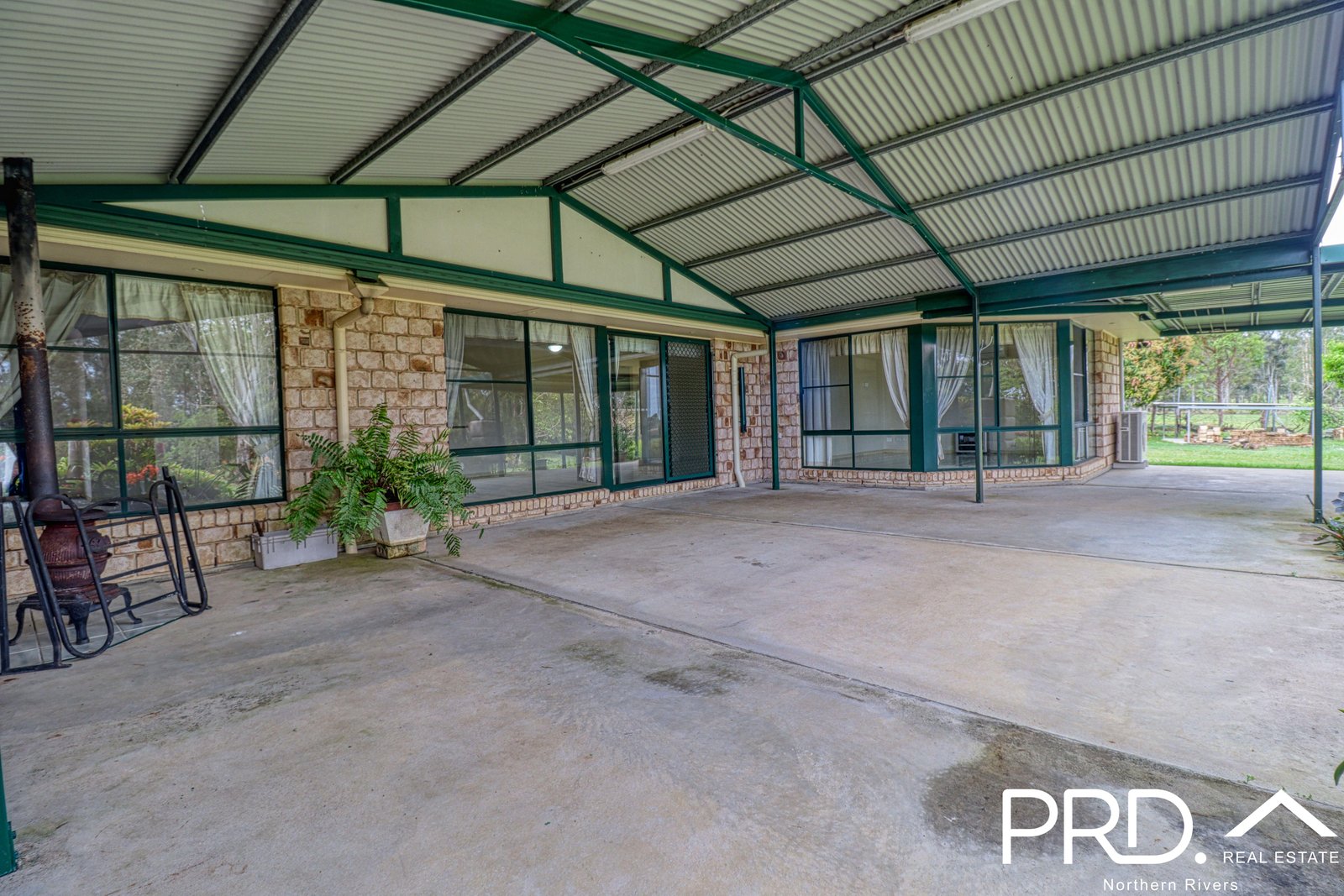 2 Tullarook Grove SPRING GROVE 20