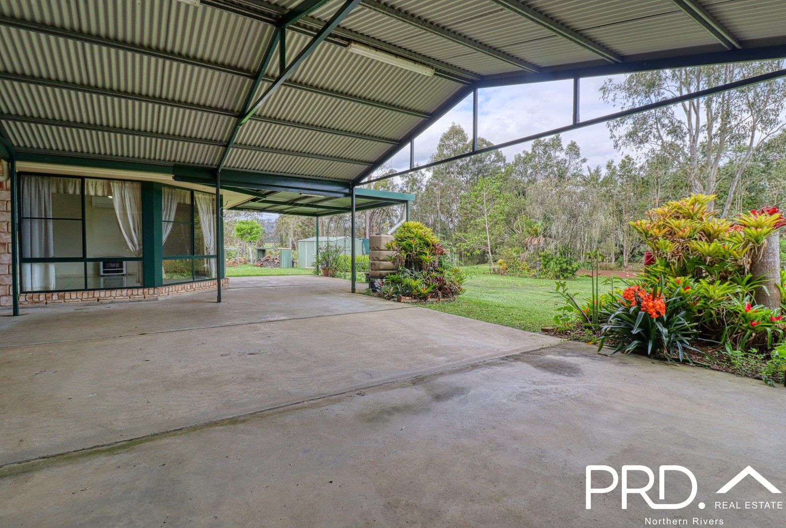 2 Tullarook Grove SPRING GROVE 21